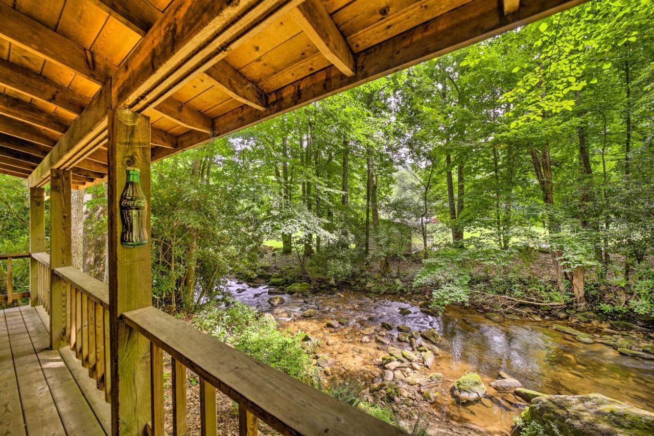 Scenic Creekside Cabin With Wraparound Porch! Villa Highlands Exterior photo